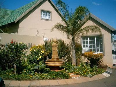 Townhouse For Sale in Bassonia Rock, Johannesburg