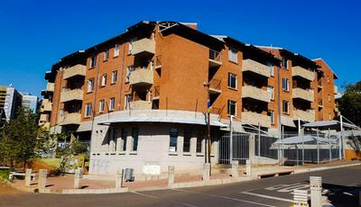 Townhouse For Rent in Braamfontein, Johannesburg