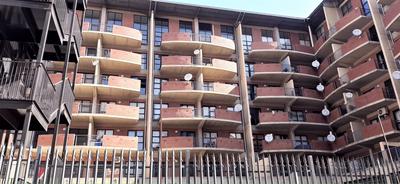 Townhouse For Rent in Braamfontein, Johannesburg