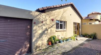 Cottage For Rent in Brackenhurst, Alberton