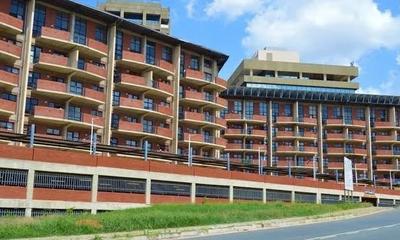 Apartment / Flat For Rent in Braamfontein, Johannesburg
