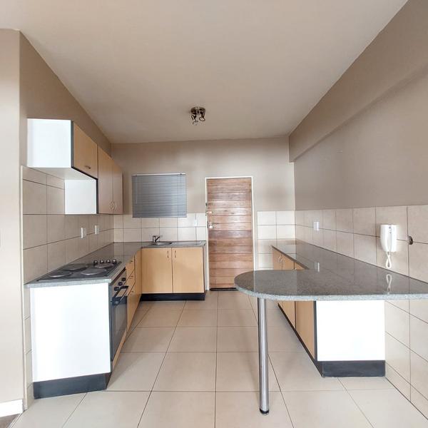 Apartment / Flat For Rent in Braamfontein, Johannesburg